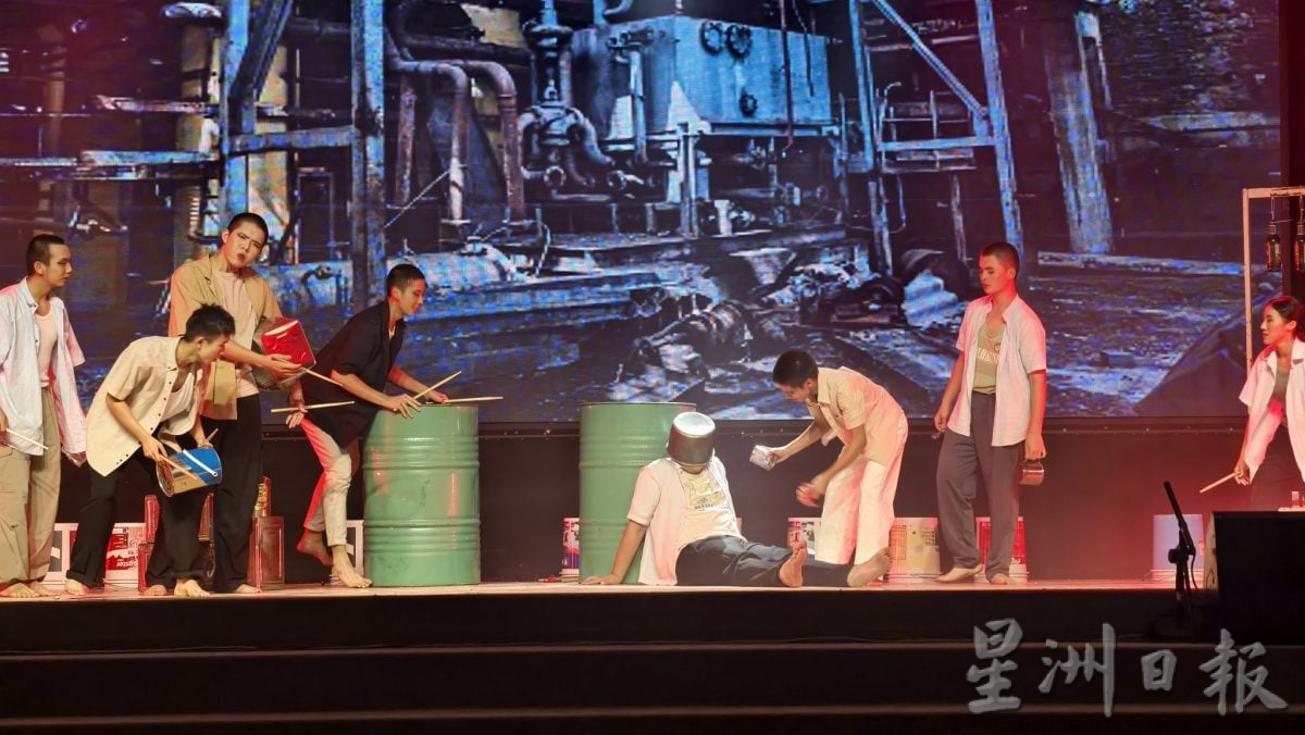 (14/8见报)乐活频道/跨世代鼓队凝聚热爱 共谱文化传承新篇