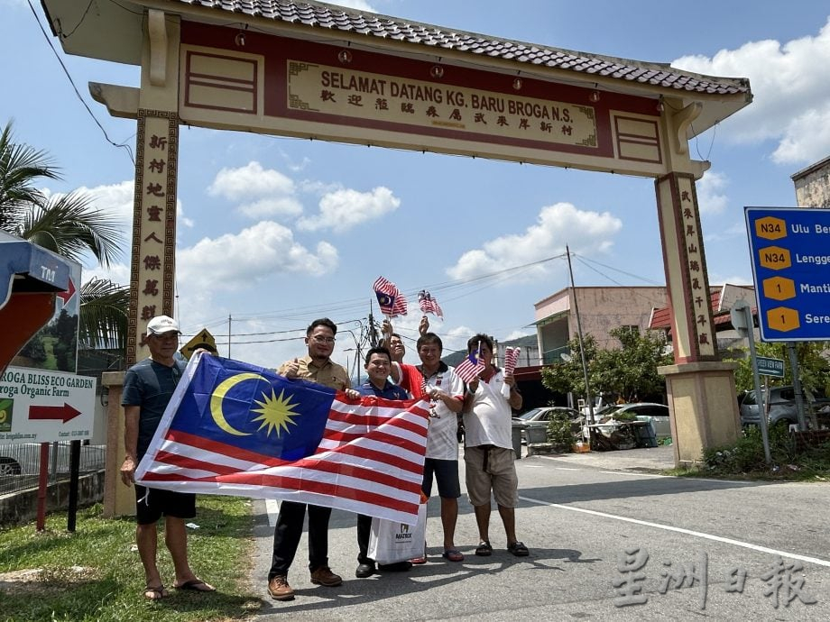 林骏荣派国旗倡导爱国精神 鼓励民众响应国庆月