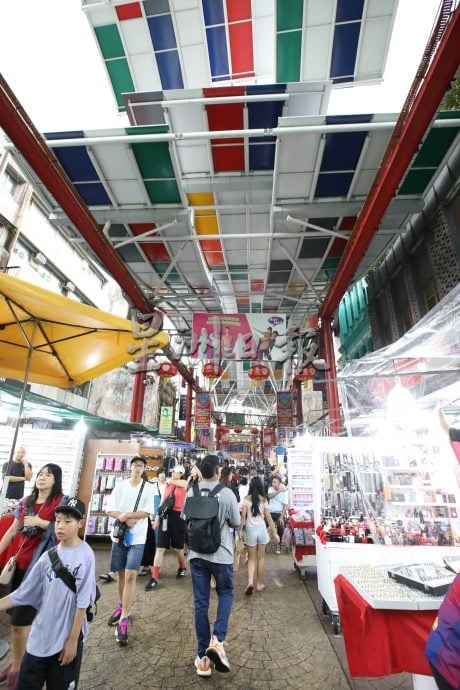 大都会封面/跟进茨厂街提升工程