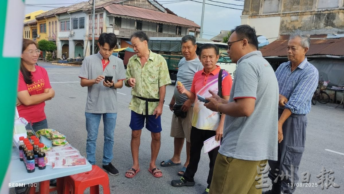 霹／ 第四版头／拥报新村活动/宁罗新村