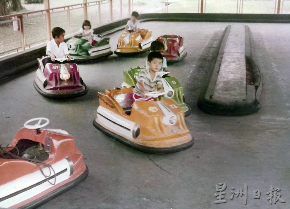 ★8月16日刊登/大霹雳封底主文/【流金岁月】/DR公园魔法乐园欢乐荟萃 孩子们的快乐天堂