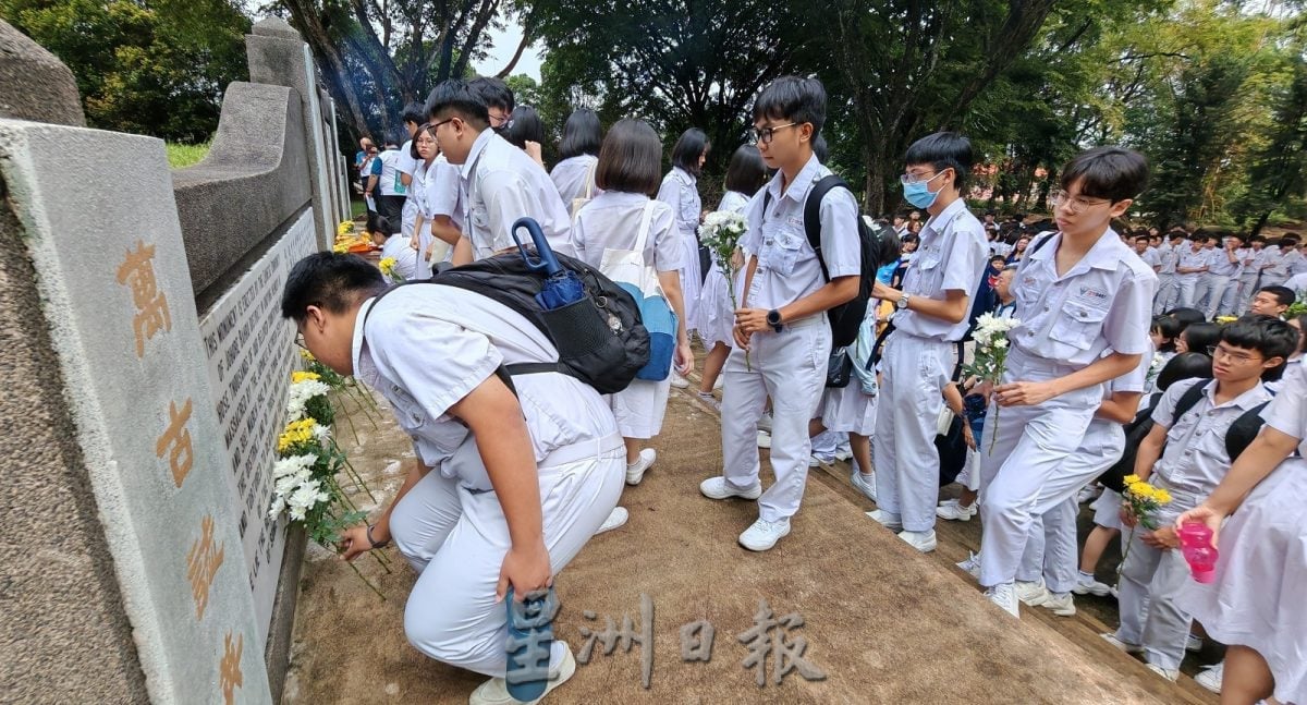 华巫印曾不分你我抗战   何朝东：勿放大国旗事件