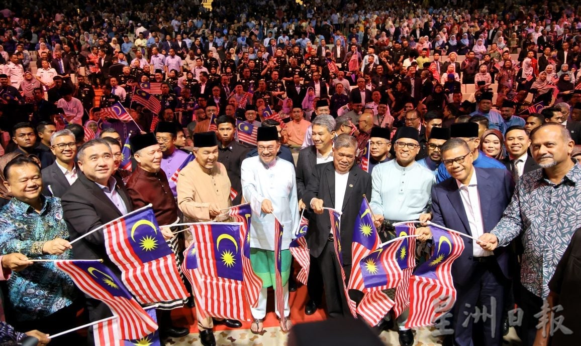 安华宣布拨款300万加强国家公共行政学院