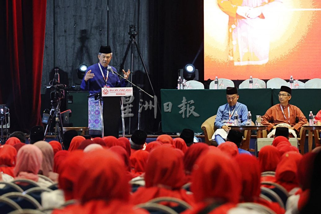 国旗倒挂风波 末哈山促行动党劝社青团“恢复理性”