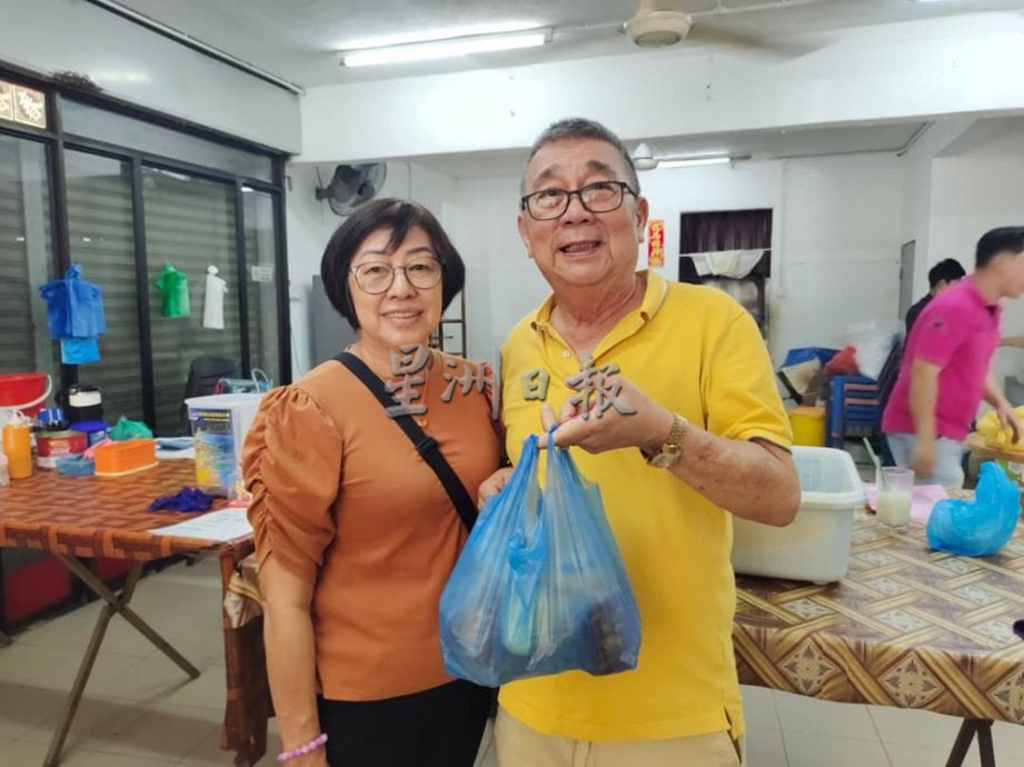 请签发(大北马)学生家长响应老火较华小的Tiger星洲华教义演,办经济饭义卖助筹3233令吉