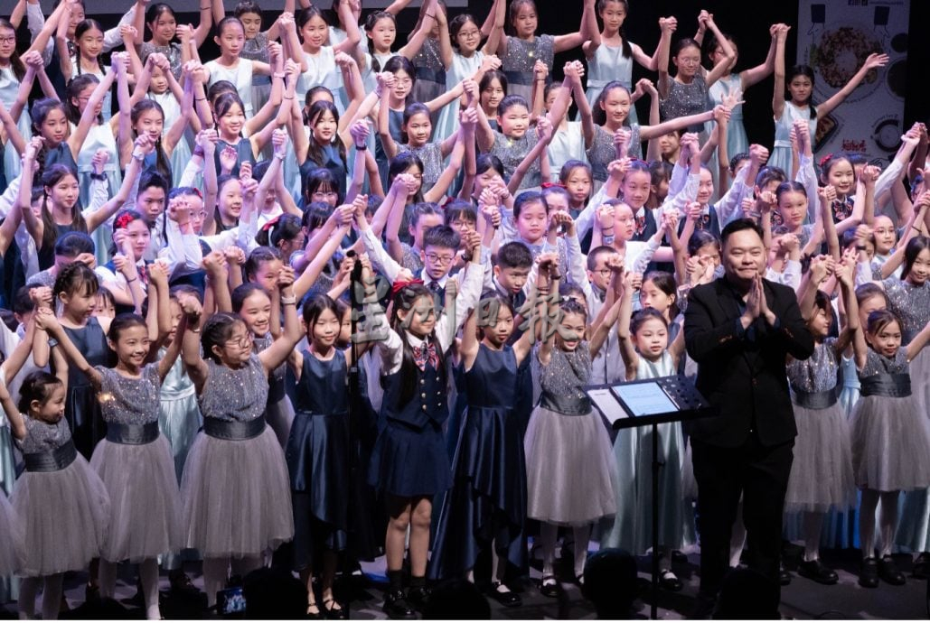 大都会/（主文）从校园到舞台，7至12岁童声唱响《梦绽放》 