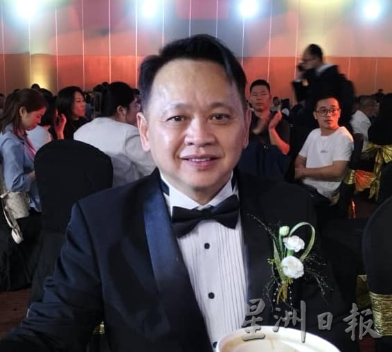 签VIP文（大北马）外国业者抢滩 朱益漳冀黄金珠宝业者自强