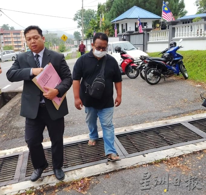 UPSI车祸︱司机被控 关键报告未齐 推事庭延至9月22日再过堂