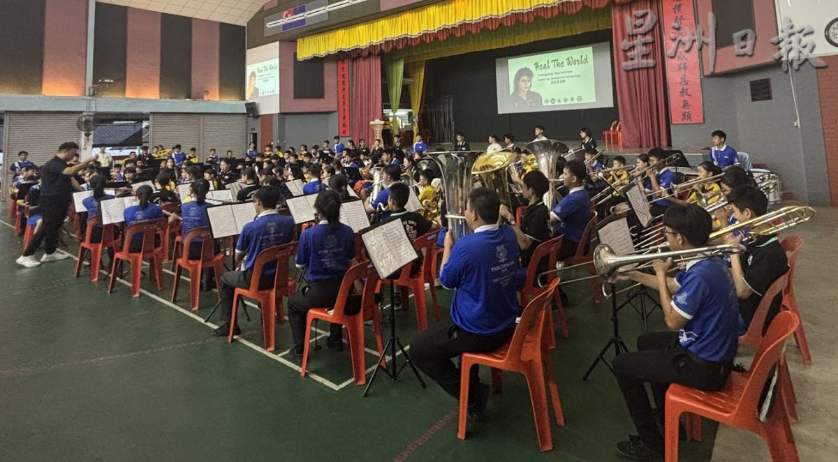 **已签发**柔:头条之一:集台马4校百人大合奏 《聚光之约》圆满落幕