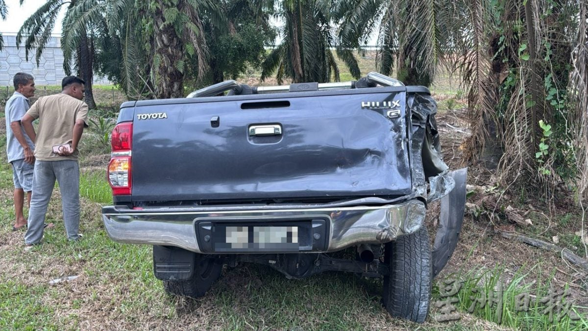 实兆远五车连环车祸 一司机头部重伤送院