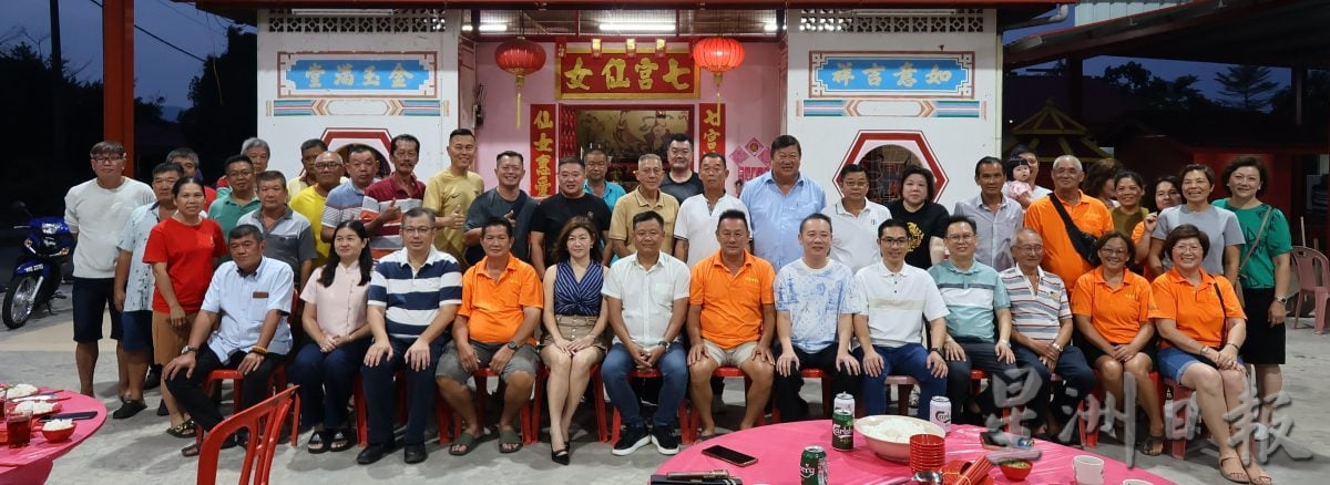 东:已签发:甘孟七宫仙女神堂、甘孟新村发展委员会及马来街睦邻计划联办,凤山寺及八仙庙协办的“中秋晚会”将于10月4日(周六)举行,目标是吸引千人出席参与。