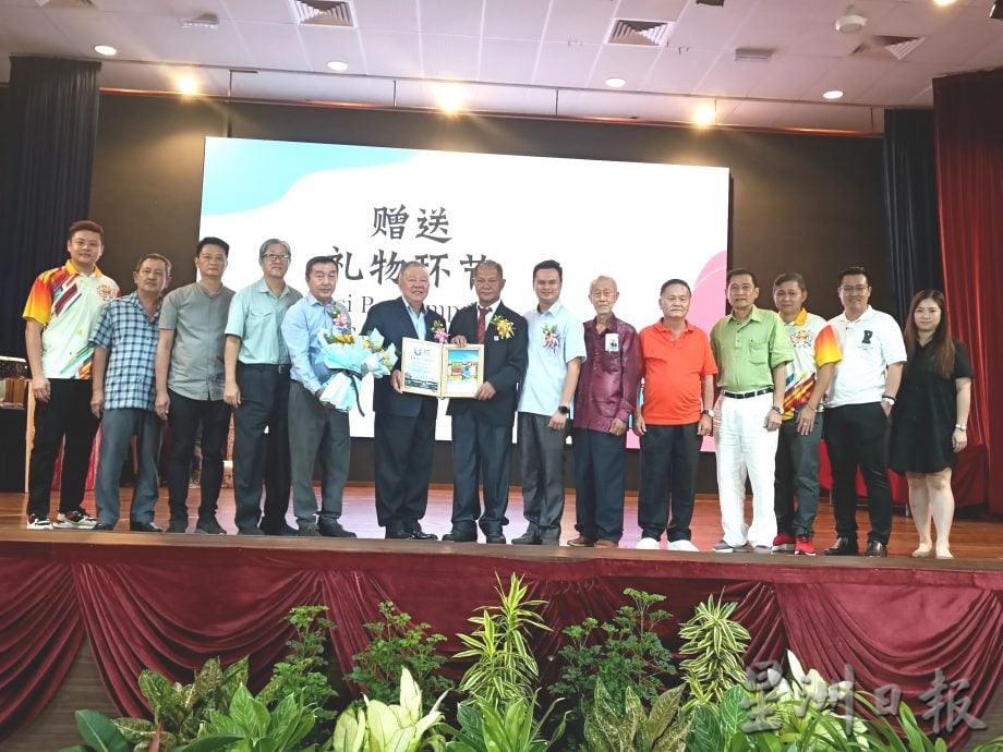 大都会版 / 瓜雪益智华小王健源校长荣休／4图（选下)