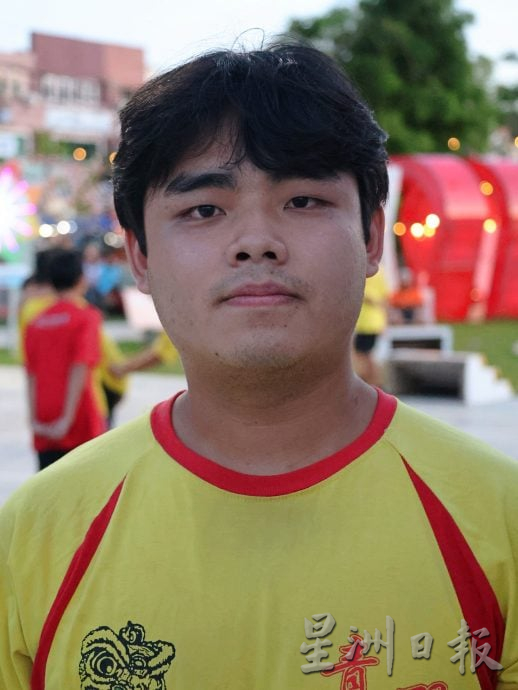 供星洲网:乐活频道:大旗鼓艺边练边悟 学会控制竹竿 而非被控制