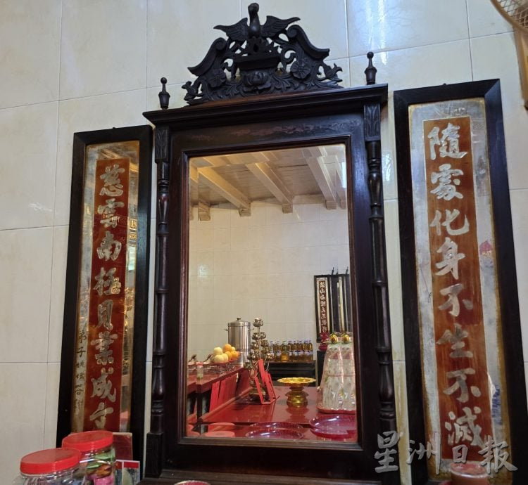 (古城第二版主文)《庙堂之旅》观音亭街崇德堂 准提菩萨度化众生 “和合二仙”天财良缘