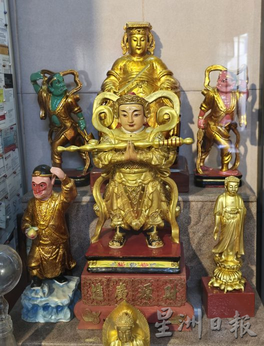 (古城第二版主文)《庙堂之旅》观音亭街崇德堂 准提菩萨度化众生 “和合二仙”天财良缘