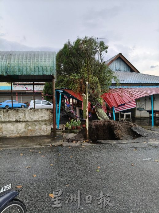拉央拉央风灾 30民宅店屋被掀屋顶