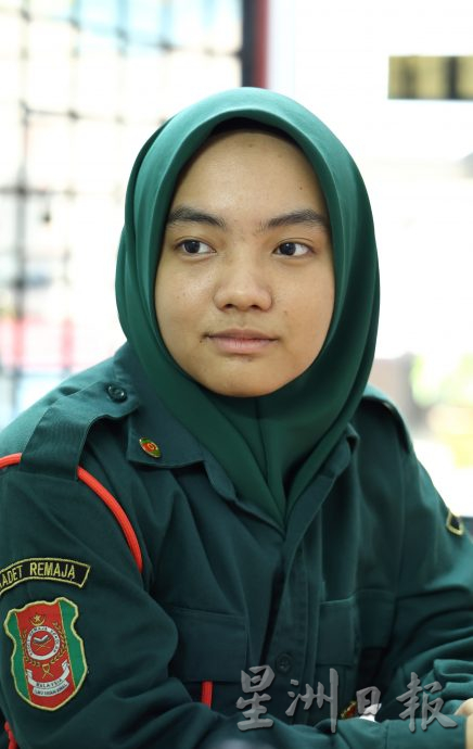 东:(已签发)没有中文家庭环境下坚持报考华文 巫裔生娜姿哈“中文之路”