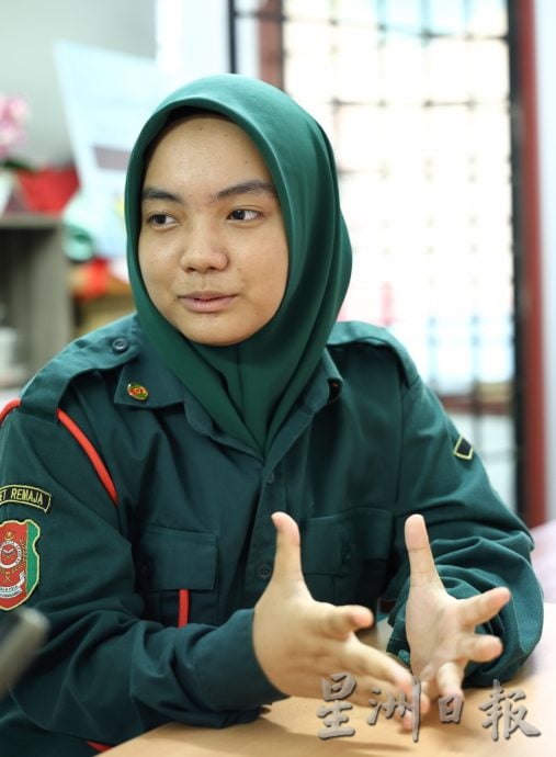 东:(已签发)没有中文家庭环境下坚持报考华文 巫裔生娜姿哈“中文之路”