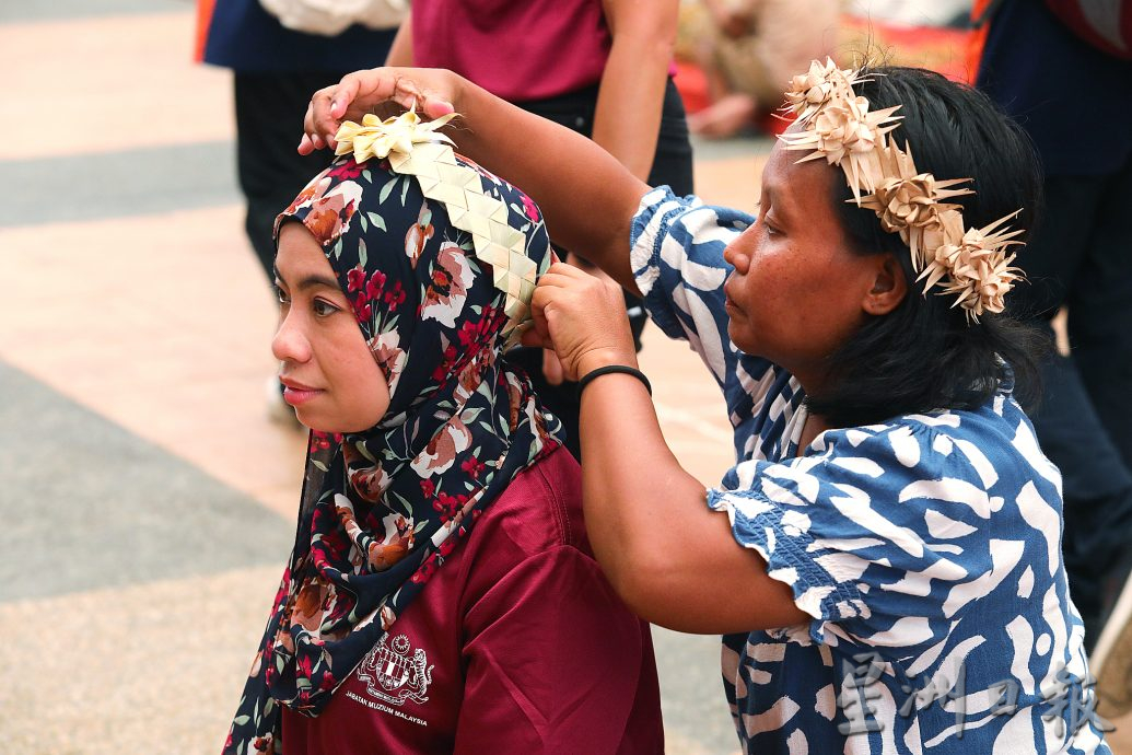 我们/原住民：在当代和创新中，守护传统和传承