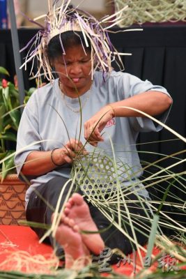 我们/原住民：在当代和创新中，守护传统和传承