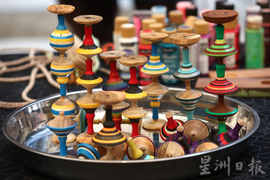 我们/原住民：在当代和创新中，守护传统和传承