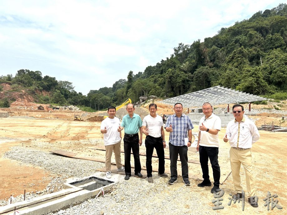 （已签发）柔：**可版头**本报活动：峇华中喜迎85周年 830举行星洲情义嘉年华义卖会