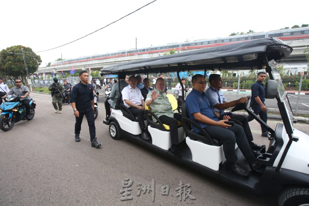 居銮王冠铁道公园落成   元首开幕王气十足