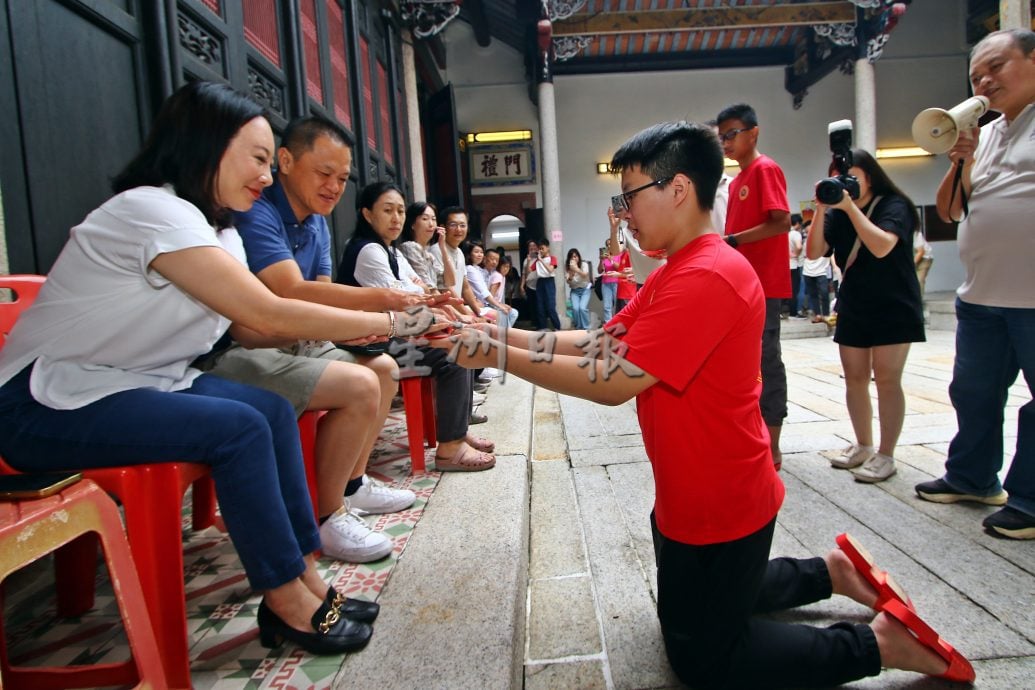 (大北马)12少年“出花园”迈向成年