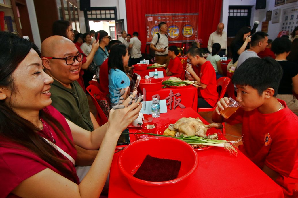 (大北马)12少年“出花园”迈向成年