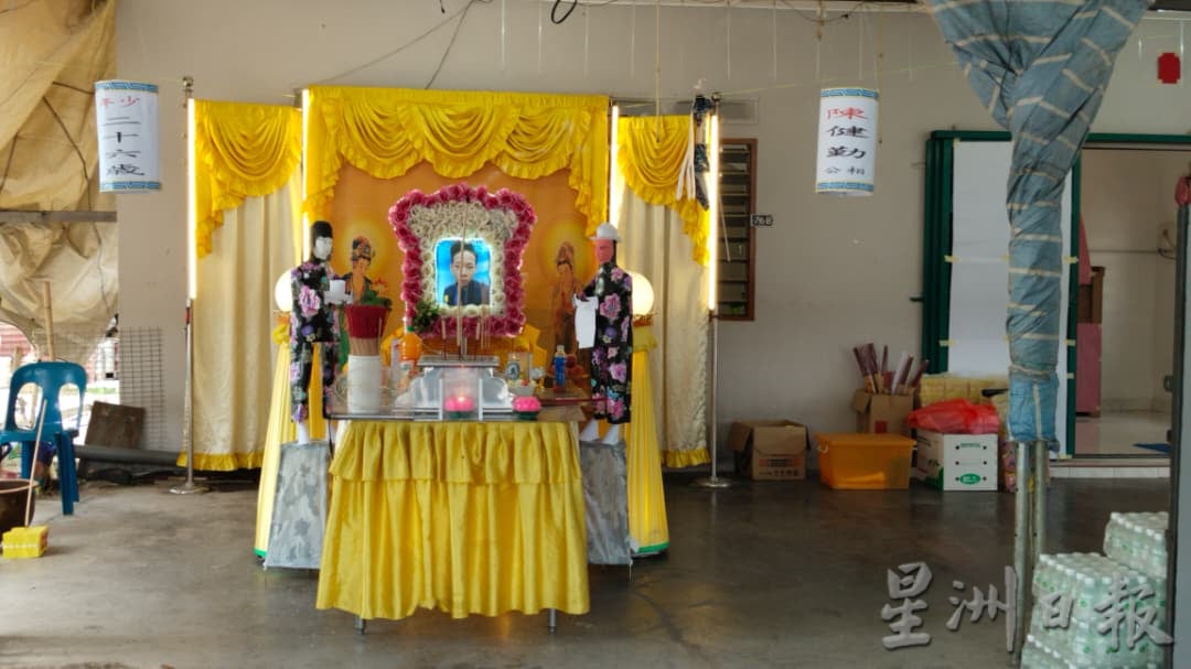 华男公寓爬墙坠楼亡|7月尾回国才结识 与女友交往不到1个月