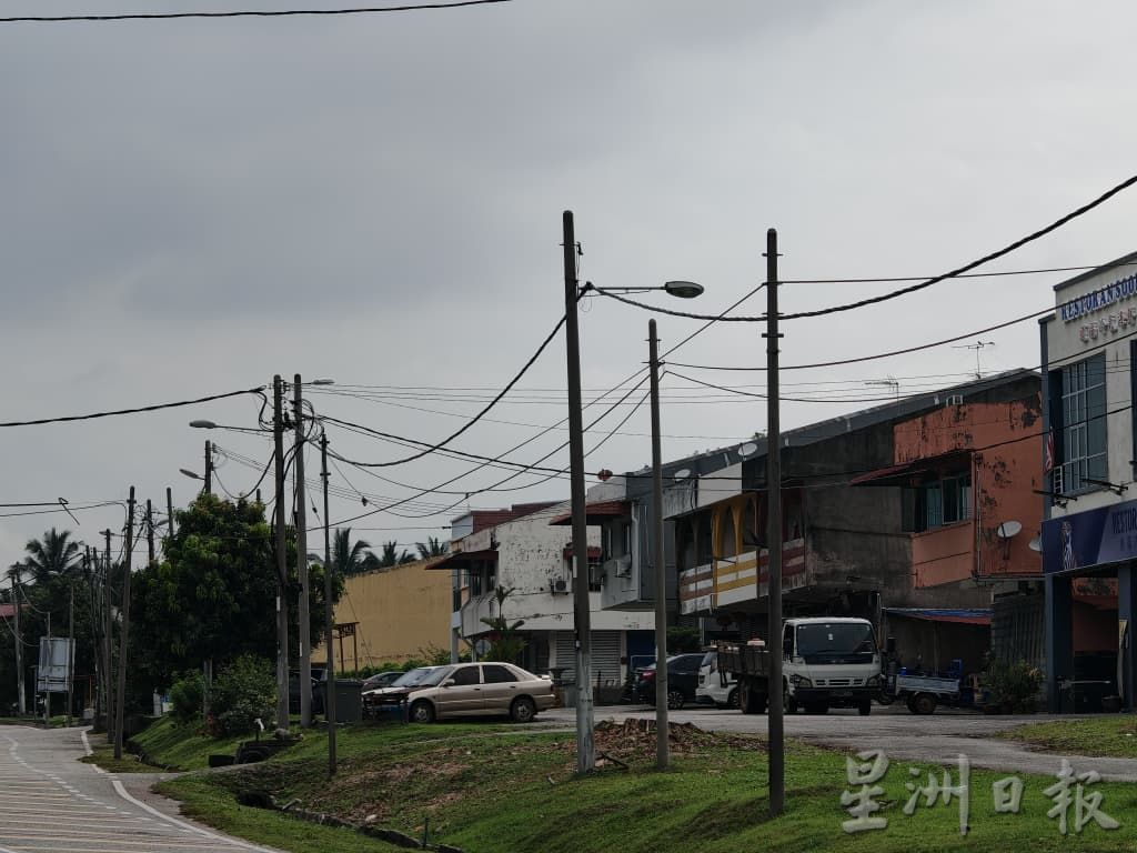 （古城第四版主文）巴也明光新村路口车速快，交通意外频繁