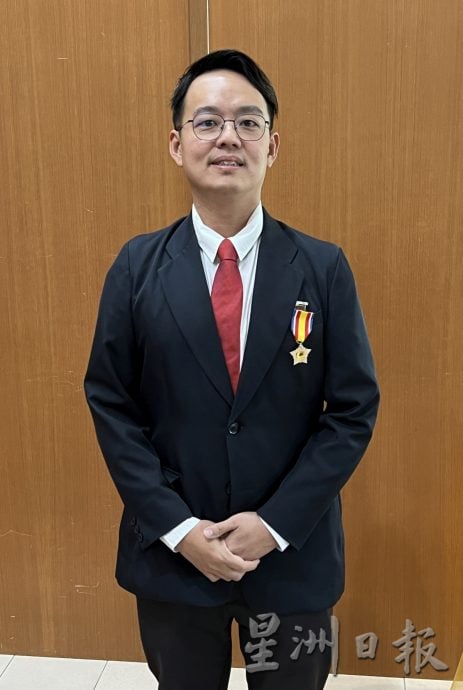 (古城封面主文)甲州元首76岁华诞册封大典,州元首致哀查拉家属·呼吁全面校园反霸凌运动