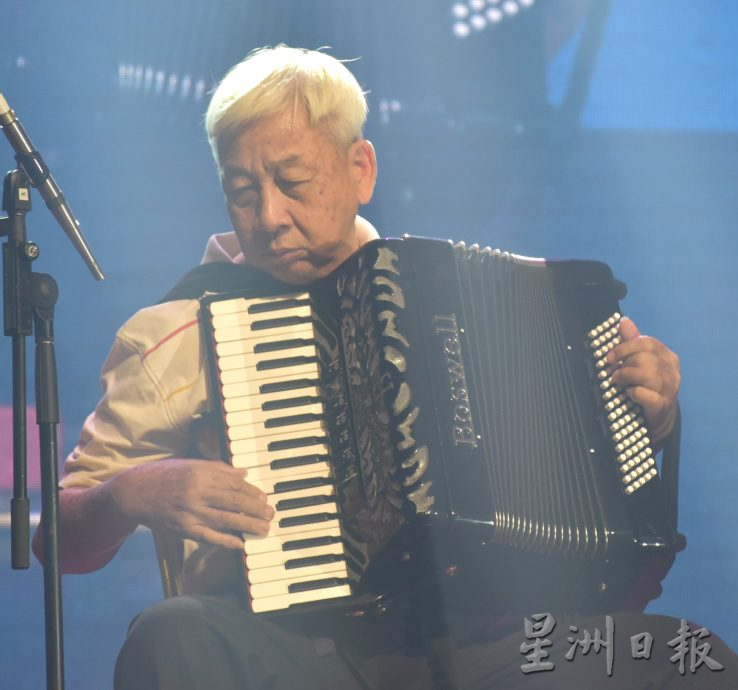 请签发-MZ04-大都会版头/滨华102周年校庆午宴／6图