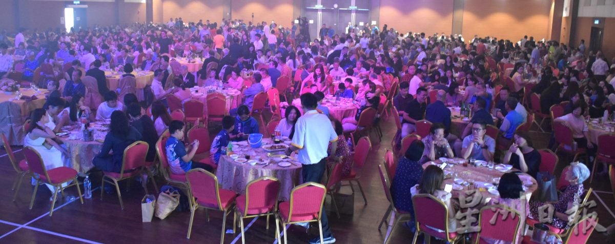 请签发-MZ04-大都会版头/滨华102周年校庆午宴／6图