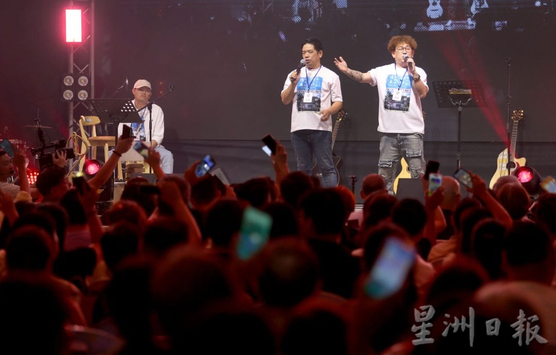 霹:8月26日见报∕封底主文∕心价值|音乐创作 释放压力 也疗愈他人