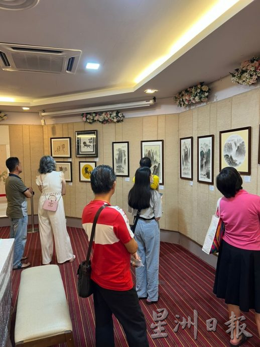 东(未签发):旅游业者做好准备迎国庆黄金周