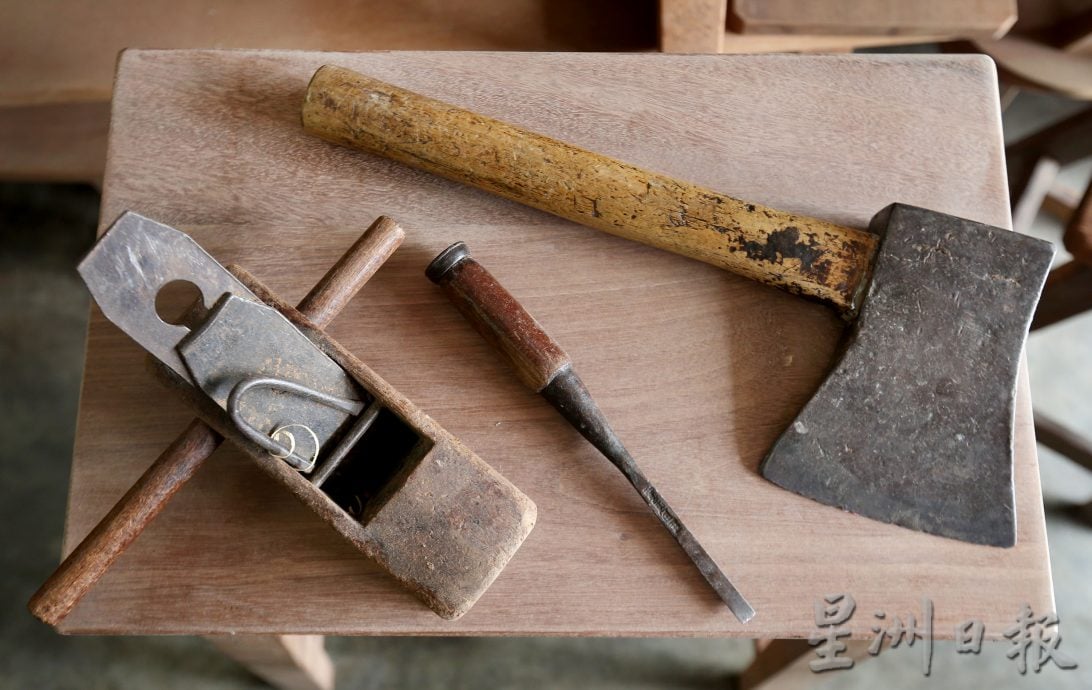 老店寻踪｜传承一甲子的手艺   胜昌木器店传二代