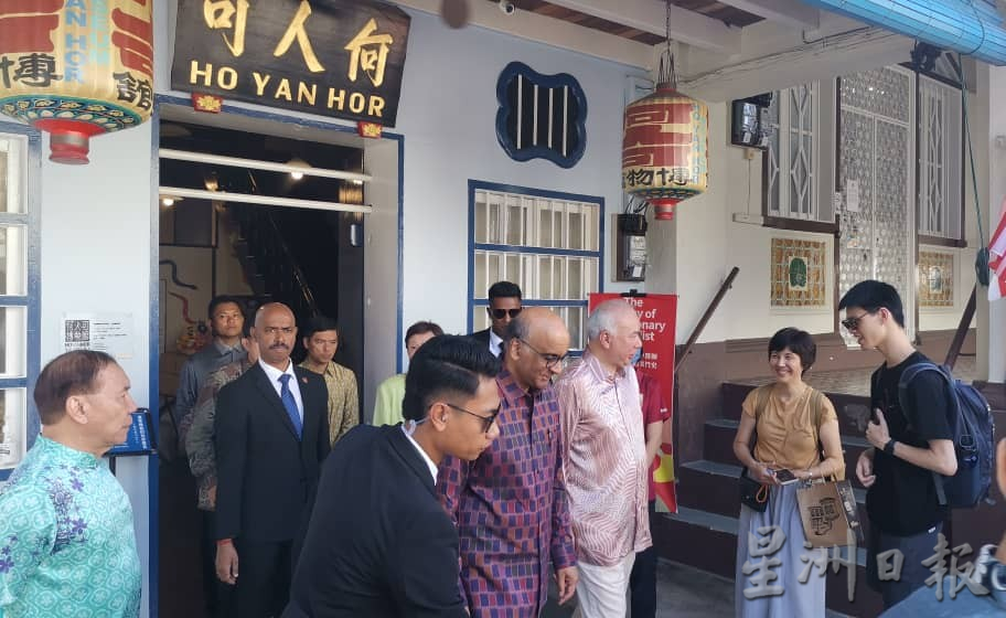 苏丹接待狮城总统访怡保 到旧街场感受老街风情