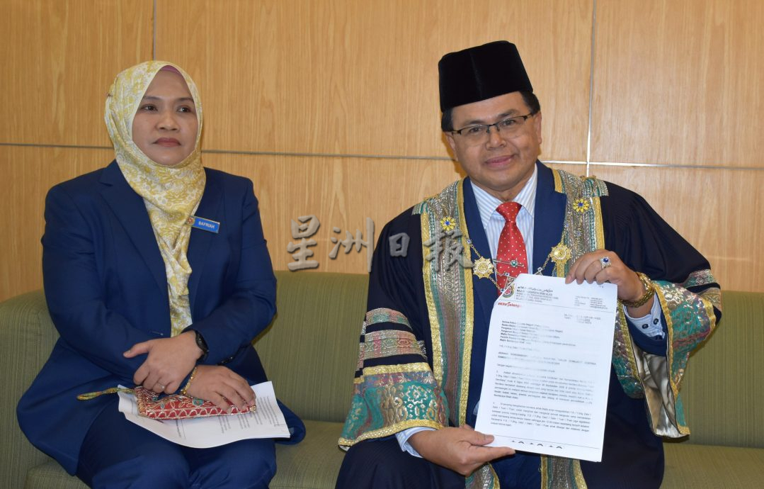 指令旨在提醒和鼓励商家市长:MBSA无强制挂国旗