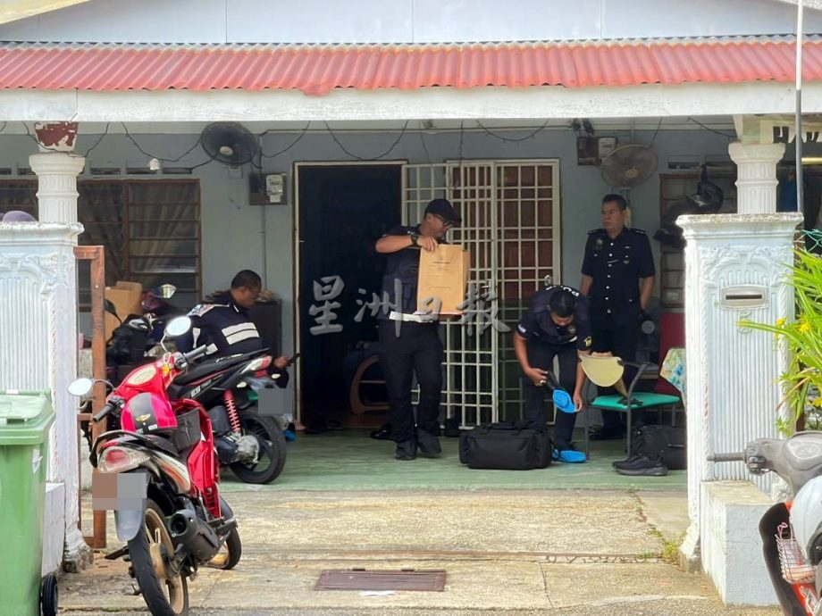 教师夫妇血案 邻居震惊