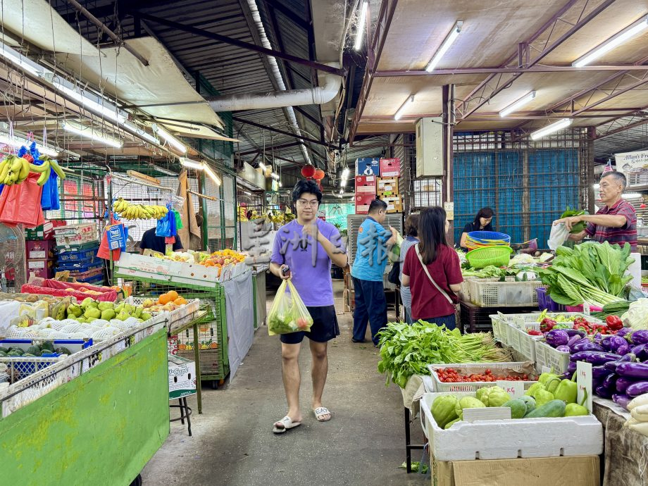 (大北马)白云山巴刹提升工程何时动工 方志伟抛一连串疑问