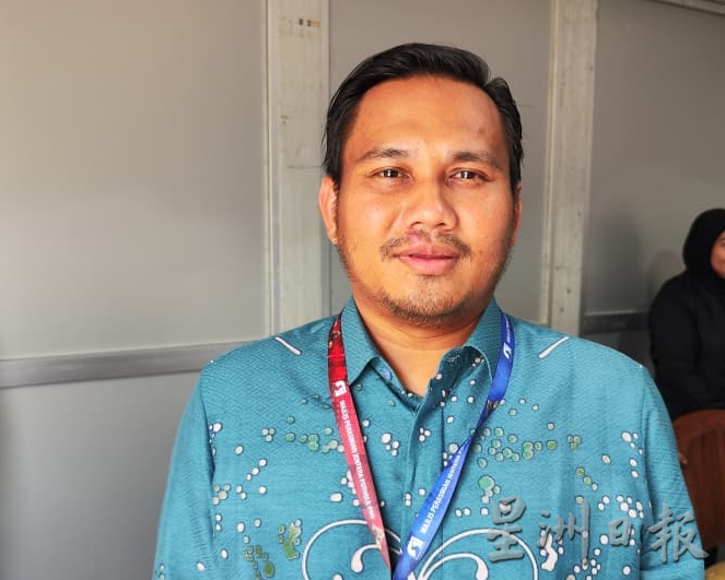 **已签发**柔:第三版头:昔加末地震〡莫哈末法兹里:州政府在等待有关天然气输送管安全的完整报告