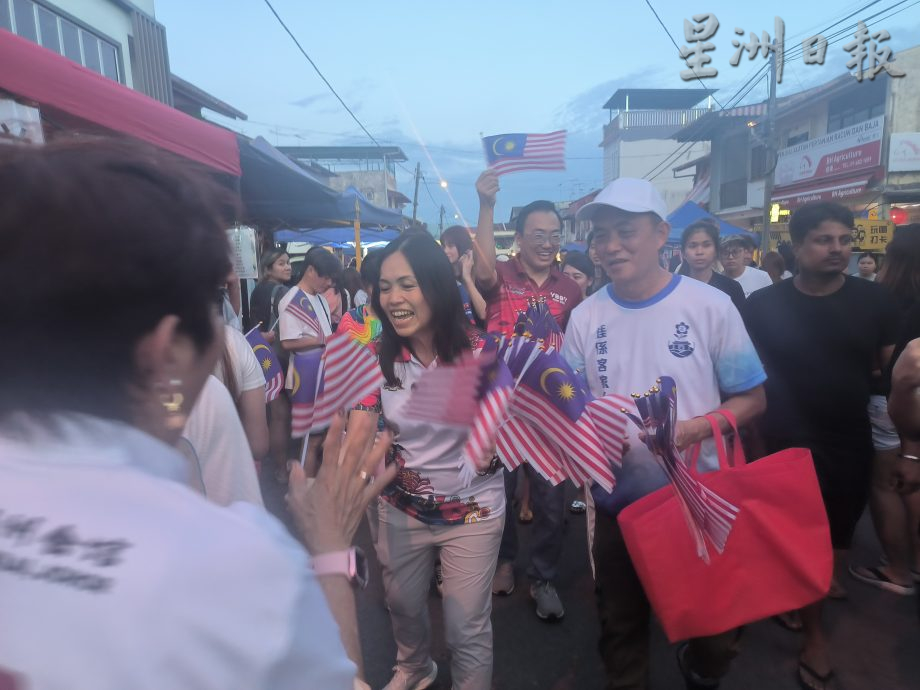 (已签发)柔:**版头**客家土楼成新打卡景点 加拉巴沙威再添客家魅力