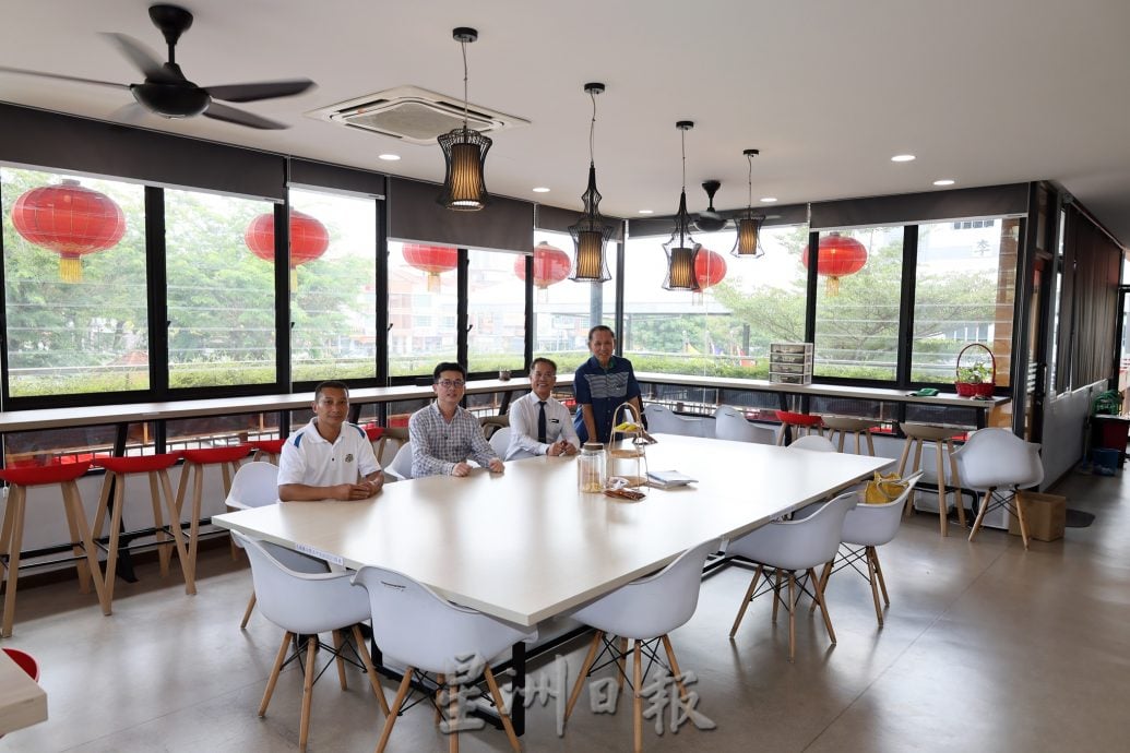 校园我董-加影育华小学