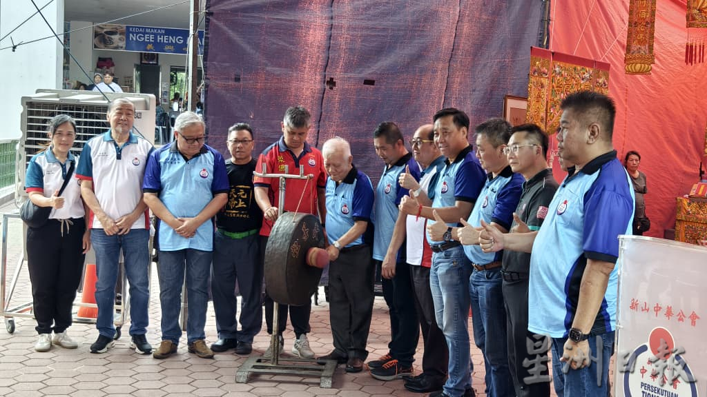 （已签发）柔：**可版头**绵裕亭盂兰法会 1800善信参与缅怀追思祖先