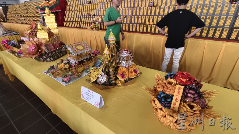 （已签发）柔：**可版头**绵裕亭盂兰法会 1800善信参与缅怀追思祖先