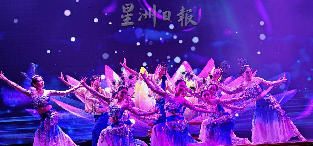 南华独中“文艺大汇演” 展示多元与团结