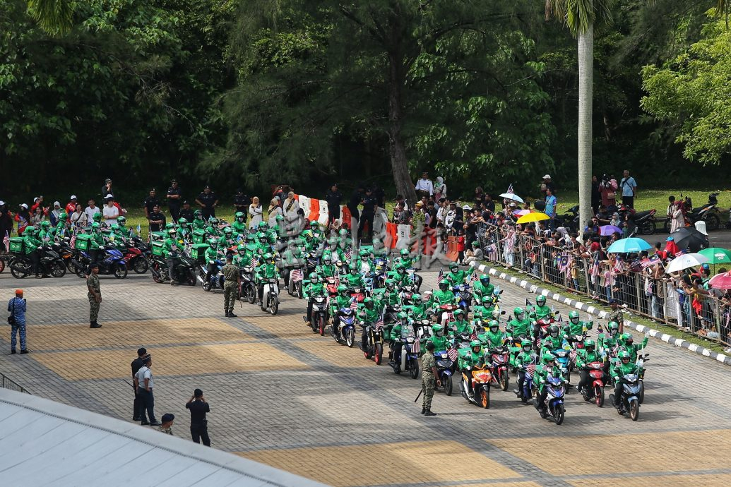 请签发∕第3版(大北马)副文/槟州国庆日庆典