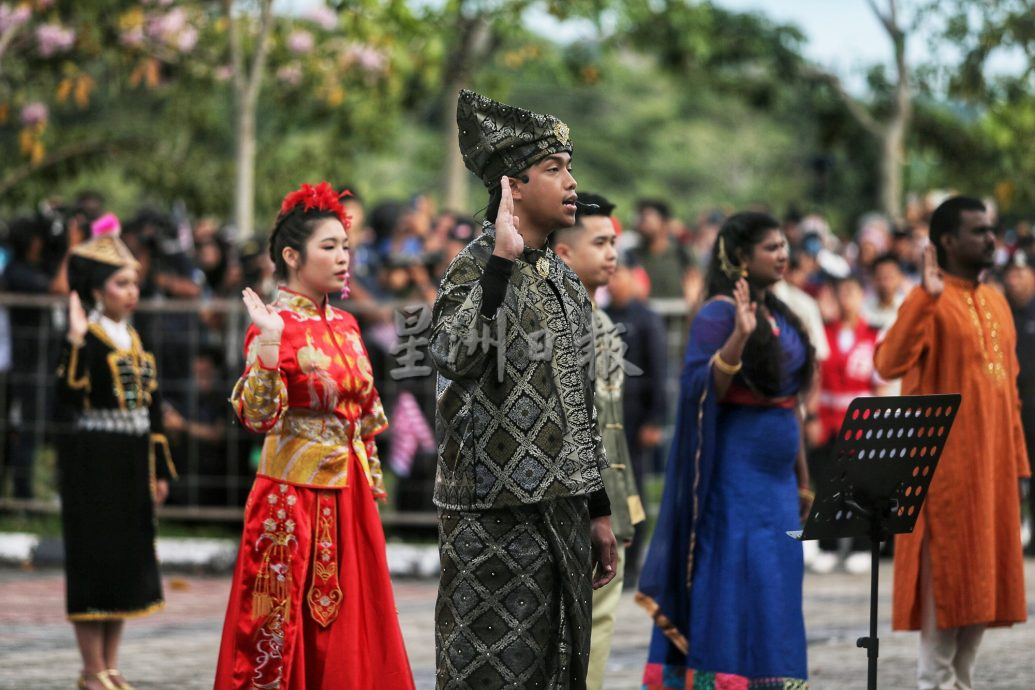 请签发∕第3版(大北马)副文/槟州国庆日庆典