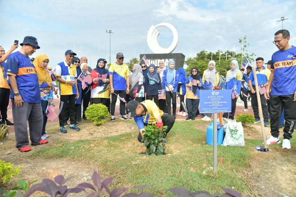 VIP文（大北马）玻马大校长提醒师生，须正确悬挂国旗，以示尊重国家